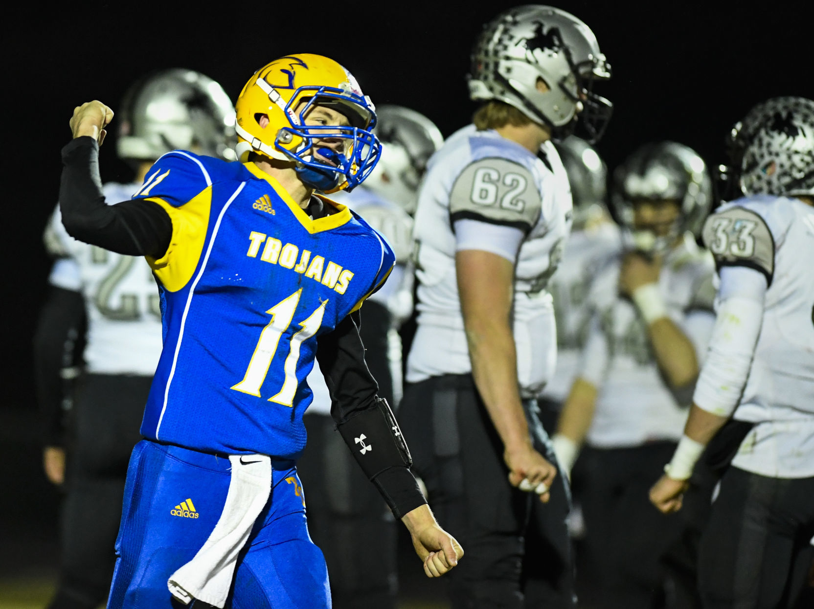 Tri-County vs. Elmwood-Murdock, 11.6